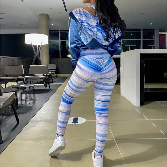 Noire Blanc Sports Bra and Leggings Set Large - Picture 3 of 11